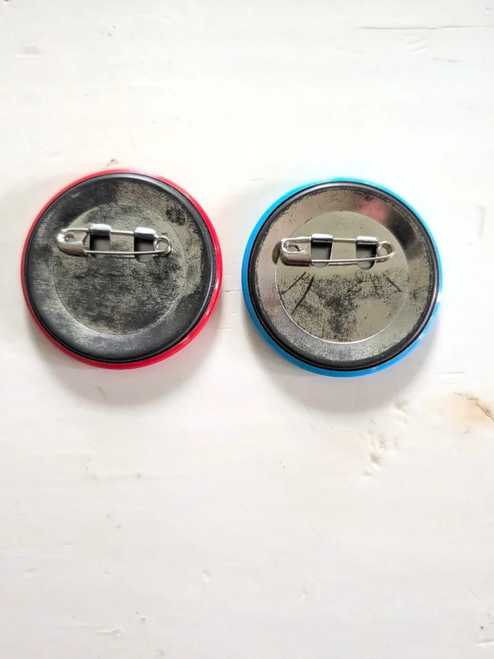 VTG Set of 2 Sanrio Shinkansen S*S Bullet Train Character Pins Japan Y2K Rare 99